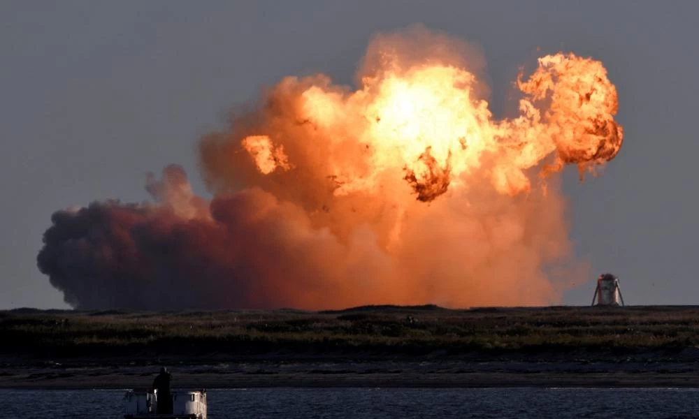 «Άρη σου ερχόμαστε!»: Αυτό δήλωσε ο Έλον Μασκ μετά τη συντριβή του διαστημικού του αεροσκάφους